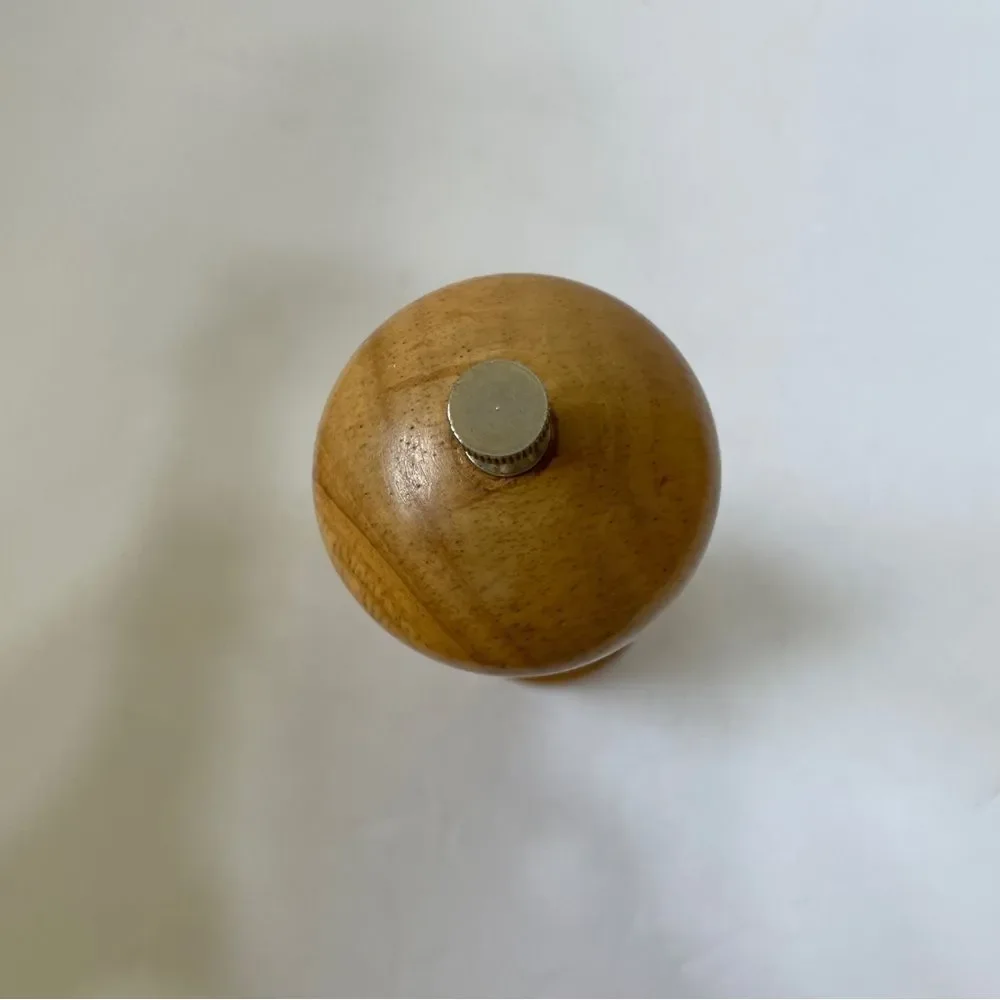 VINTAGE CHEF SPECIAL WOODEN PEPPER‎ MILL
